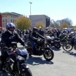 Les motards se mobilisent dans toute la France contre la roue de secours obligatoire sur les motos : une mesure qui entrera en vigueur le 1er juillet prochain