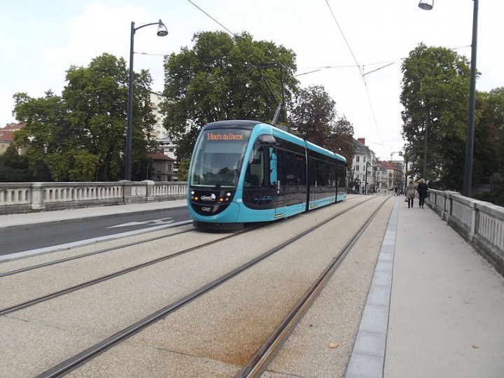 Besançon_tram_03